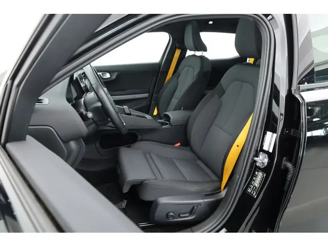 Polestar 2 Long Range Dual Motor Launch Edition 78kWh | SOH 92% | Pano | Elek. Trekhaak | 360cam | H...