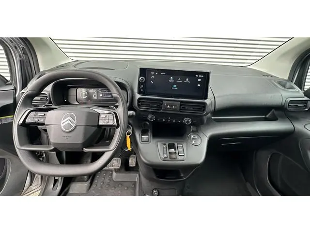 Citroen Berlingo 1.5 BlueHDI NIEUW MODEL! Automaat 130PK 3 zits trekhaak