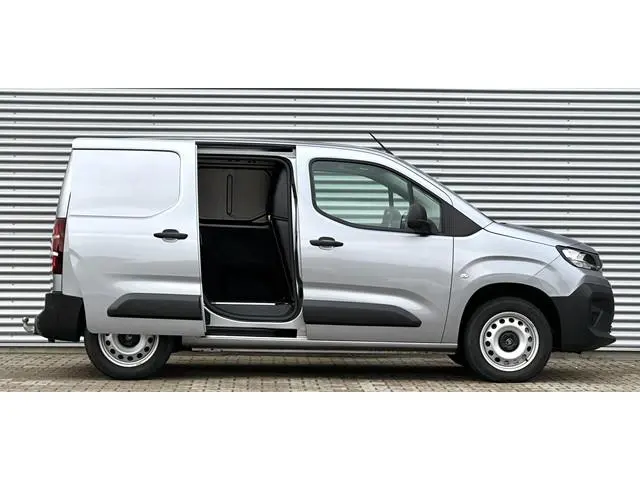 Citroen Berlingo 1.5 BlueHDI NIEUW MODEL! Automaat 130PK 3 zits trekhaak