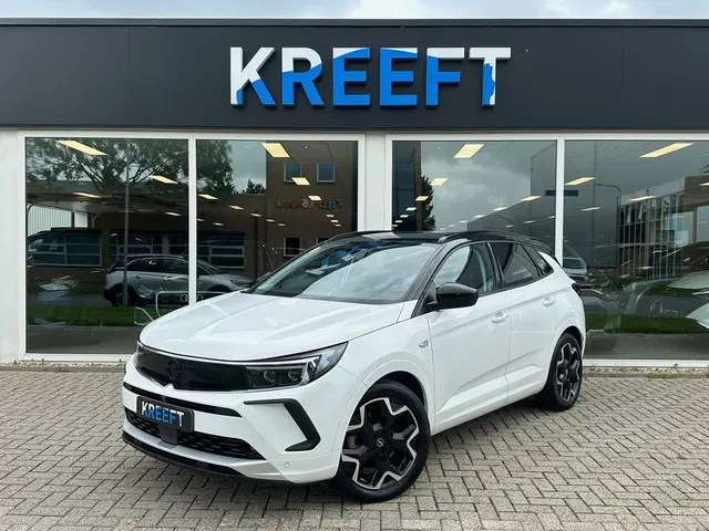 Opel Grandland 1.6 Turbo Plug-In Hybrid Ultimate 300 PK