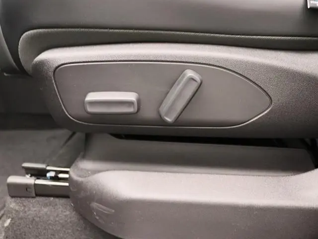 Leapmotor C10