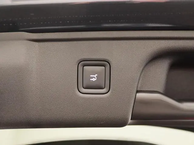 Leapmotor C10