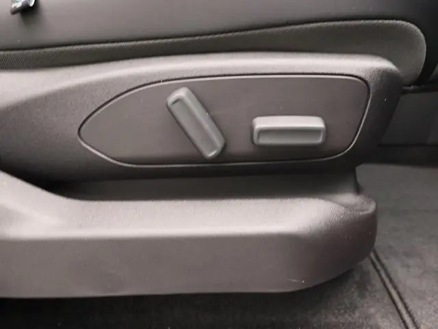 Leapmotor C10