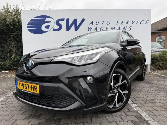 Toyota C-HR 1.8 Hybrid Dynamic | CarPlay | ACC | Camera | Keyless | 18 inch