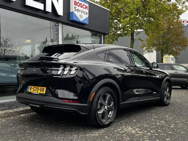 Ford Mustang Mach-E
