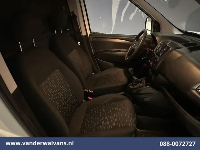 Opel Combo 1.3 CDTi 96pk L1H1 Inrichting Euro6 Airco | Zijdeur Bluetooth telefoonvoorbereiding