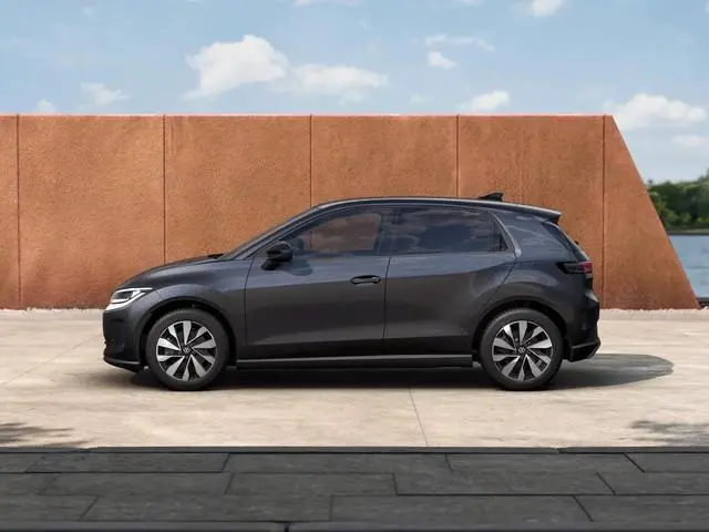 Volkswagen ID. Polo Life First Edition 52 kWh accu, 155 kW / 211 PK Ha Achteruitrijcamera | Carplay...