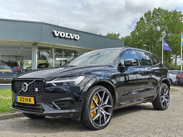 Volvo XC60 T8 AWD 405PK Plug-in Hybrid Polestar Engineered | BLIS | Trekhaak | HUD | ACC | B&W | ELe...