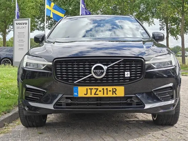 Volvo XC60 T8 AWD 405PK Plug-in Hybrid Polestar Engineered | BLIS | Trekhaak | HUD | ACC | B&W | ELe...