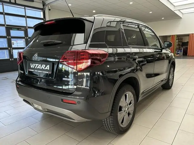 Suzuki Vitara 1.4 B.jet Hybrid Select AUTOMAAT [ CLIMA |  ADAPTIEVE CRUIS I CAMERA I STOELVERWARMING...