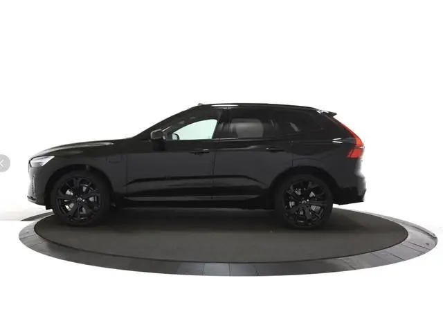 Volvo XC60 2.0 T8 Plug-in hybrid AWD Ultra Black Edition Bowers&Wilkins / Head Up /  Sportplusstoele...