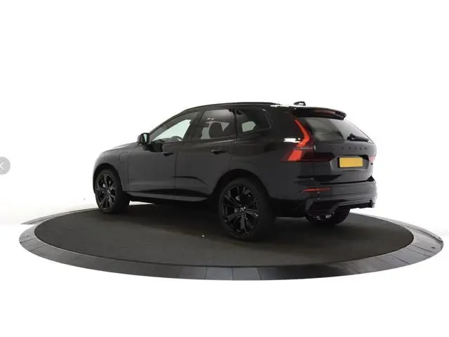 Volvo XC60 2.0 T8 Plug-in hybrid AWD Ultra Black Edition Bowers&Wilkins / Head Up /  Sportplusstoele...