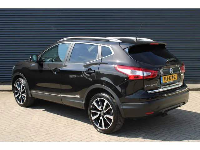 Nissan Qashqai 1.2 Tekna Leer Panoramdak Camera Led