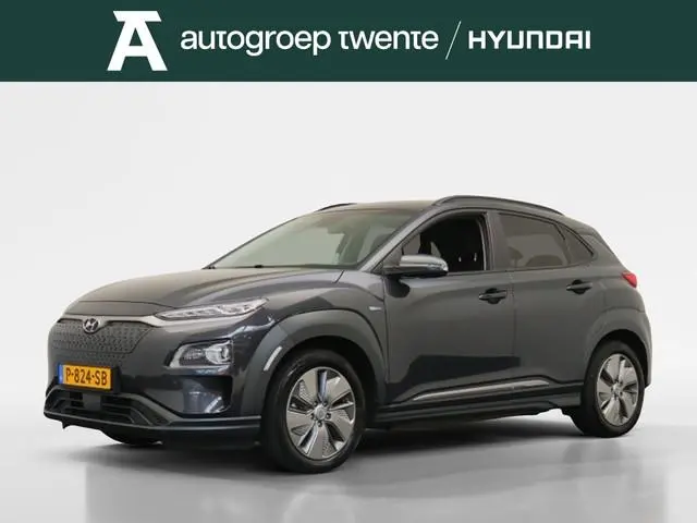 Hyundai Kona EV Fashion 64 kWh | Afneembare trekhaak | Navigatie | Camera