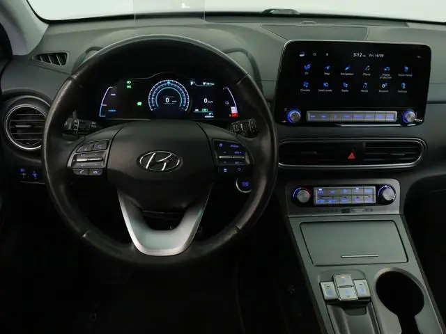 Hyundai Kona EV Fashion 64 kWh | Afneembare trekhaak | Navigatie | Camera