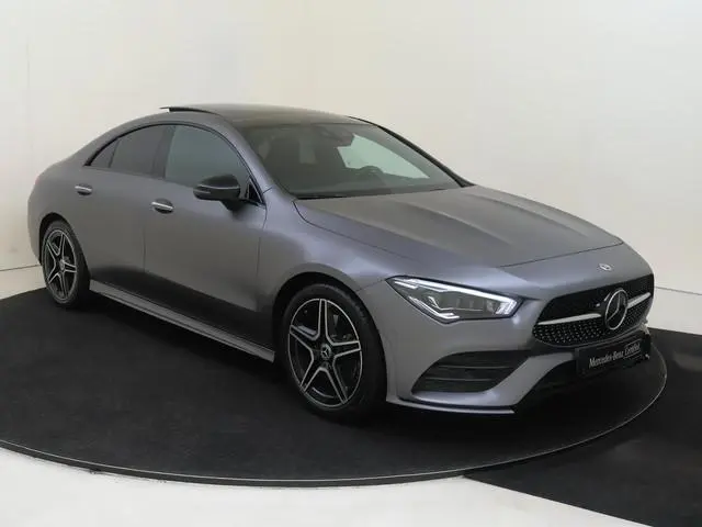 Mercedes-Benz CLA-klasse 200 Business Solution AMG / Panoramadak/ DISTRONIC/ Sfeerverlichting/ Night
