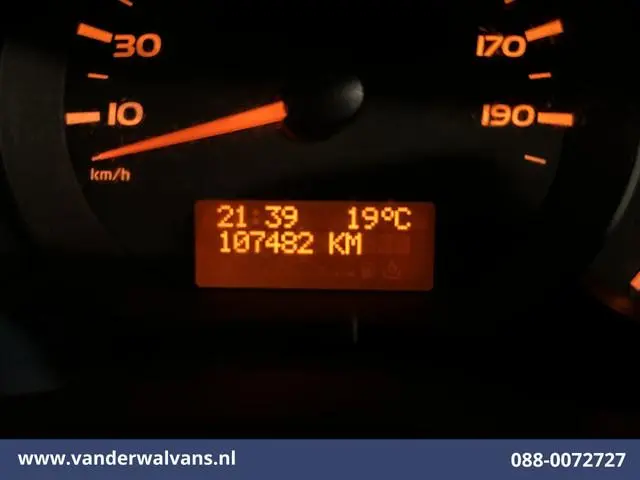 Nissan NV400