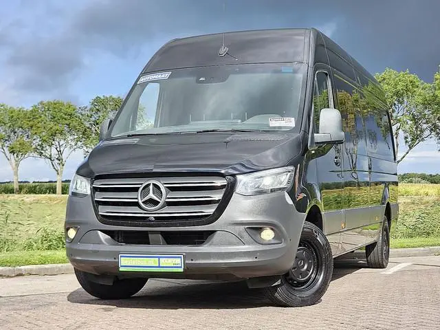 MERCEDES-BENZ SPRINTER 319 l3h2 maxi led mbux10