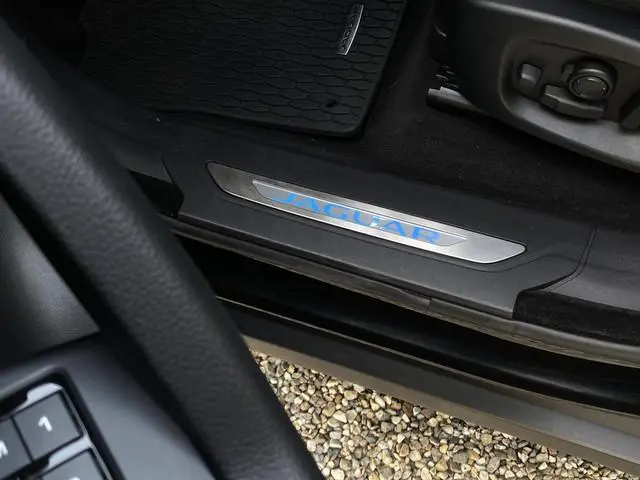 Jaguar F-PACE 3.0 S AWD 30d | Stoelventilatie + Verwarming | Panoramadak | Stuurwielverwarming | Sto...
