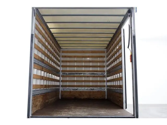 FUSO Canter