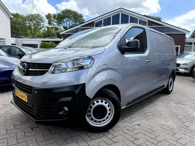 Opel Vivaro-e SOH 91.3%, L2H1 Edition 75 kWh Camera, App Connect, Cruise Controll