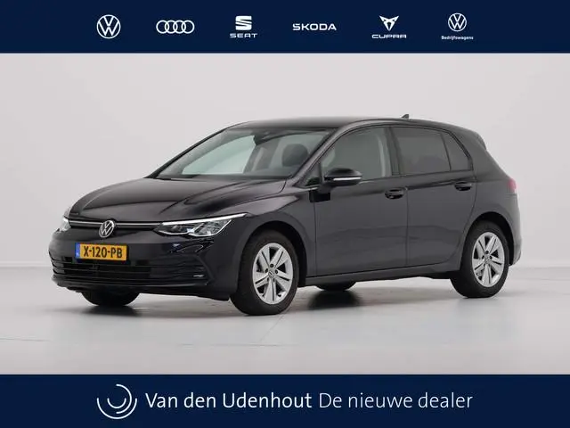 Volkswagen Golf 1.0 TSI Life Business Navigatie Acc Stuurverwarming Led