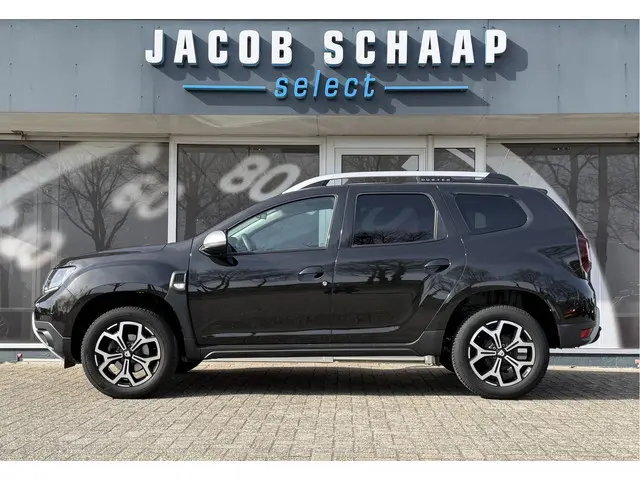 Dacia Duster 1.3 TCe Prestige / Trekhaak (1.500 KG) / Camera / Sensoren Achter / LM 17'' /