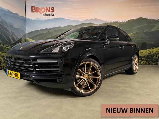 Porsche Cayenne Coupé 3.0 E-Hybrid luchtvering l trekhaak l Pano l