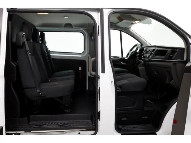 Ford Transit Custom 2.0 TDCI 130pk L2H1 Trend D.C. Airco/Trekhaak 2800kg 02-2019