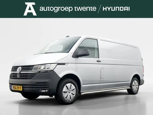 Volkswagen Transporter 2.0 TDI L2H1 Comfortline | Trekhaak | Navigatie | All-seasonbanden