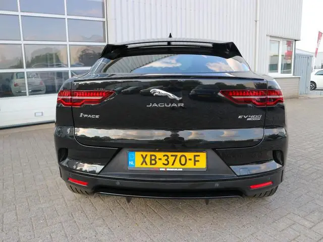 Jaguar I-PACE