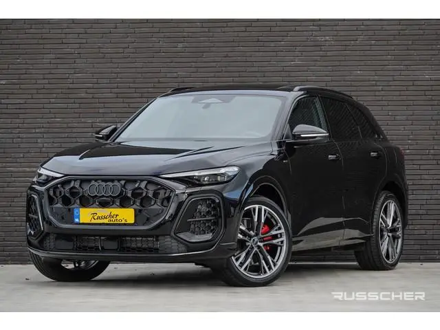 Audi Q5 e-hybrid 367Pk | Quattro | S-Line | Panoramadak | Bang&Olufsen | 360° Camera | Trekhaak | 21...