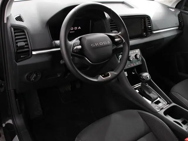 Skoda Karoq 1.5 TSI 150pk DSG ACT Selection DEMO ! Navigatie Apple Carplay/Android Auto Camera Parke...