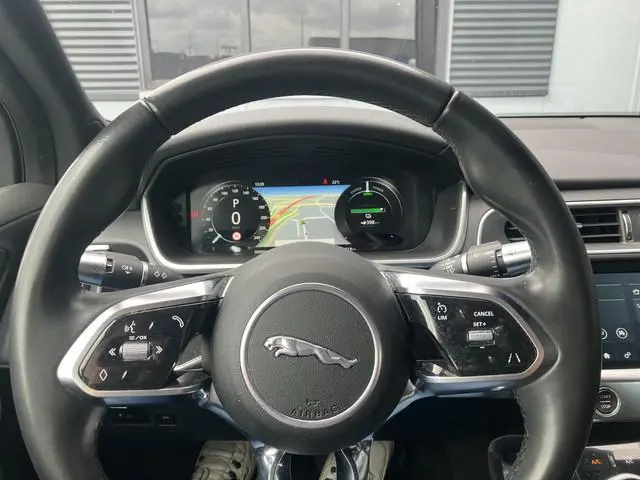Jaguar I-PACE