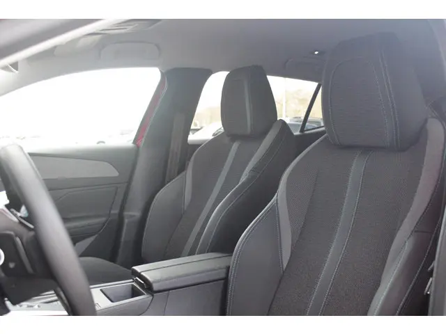 Peugeot 408 1.2 Hybrid 145PK e-DCS6 ALLURE | ACHTERUITRIJ CAMERA | KEYLESS ENTRY/START | DRAADLOOS A...