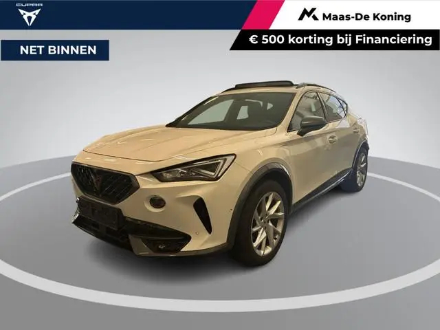 CUPRA Formentor 1.4 TSI 204pk DSG e-Hybrid Essential · Panoramadak · 360 Camera · Stoel-& Stuurverwa...