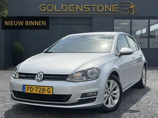 Volkswagen Golf 1.0 TSI Comfortline Dealer Onderhouden,Carplay,116pk,Navi,Clima,Cruise,6 Bak,Pdc V+A...