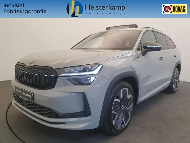 ŠKODA Kodiaq 1.5 TSI PHEV DSG/AUT 204pk Sportline Business Wegklapbare Trekhaak, Panoramadak, Camera