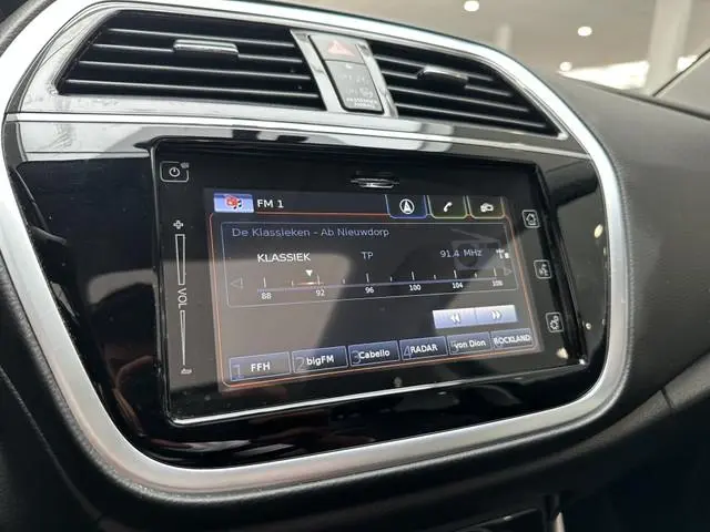 Suzuki S-Cross