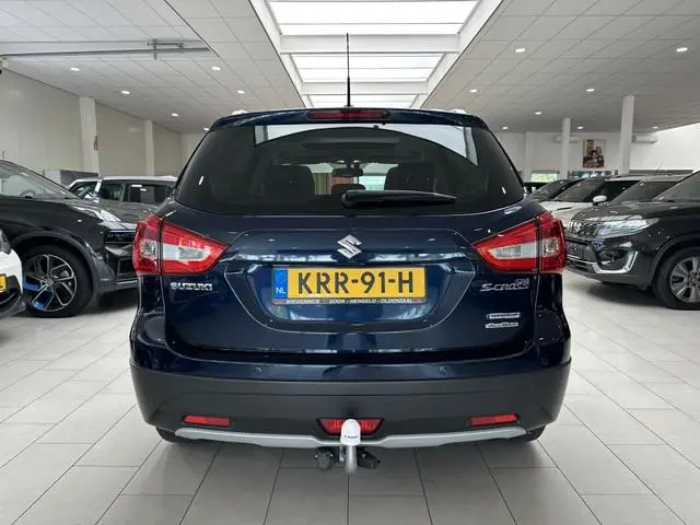 Suzuki S-Cross