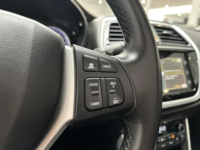 Suzuki S-Cross