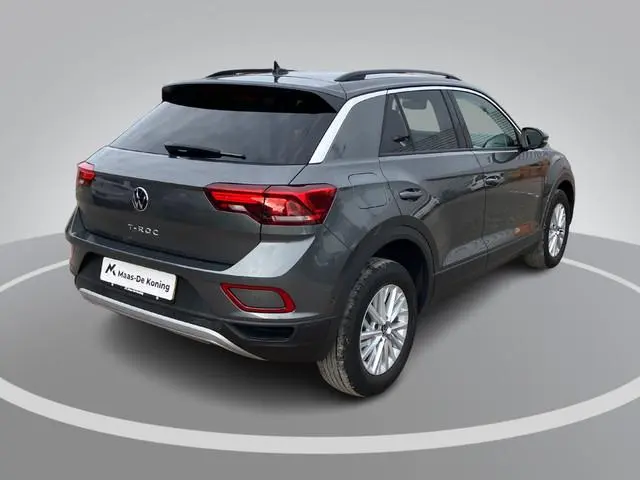 Volkswagen T-Roc 1.0 TSI 81KW/110PK Life Navigatie · Apple/Android Car Play · Camera + Parkeersensor...