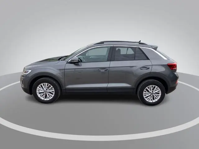 Volkswagen T-Roc 1.0 TSI 81KW/110PK Life Navigatie · Apple/Android Car Play · Camera + Parkeersensor...