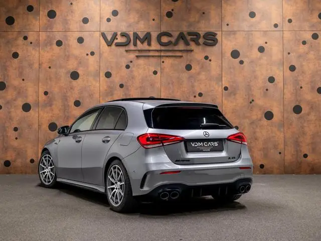 Mercedes-Benz A-klasse AMG 45 4MATIC+ | Pano | Memory | Burmester | 360° | Multibeam |
