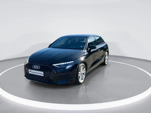 Audi A3 Sportback 30 TFSI 110pk S-tronic Advanced edition · Navigatie · Apple/Android Car Play · Par...