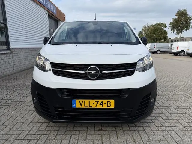 Opel Vivaro 2.0 CDTI L3H1 Edition / vaste prijs rijklaar € 11.950 ex btw / euro 6 / bpm vrij / lease...