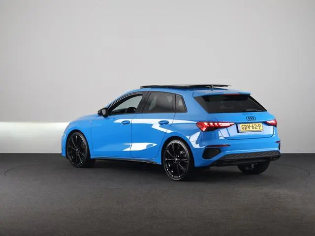Audi A3 Sportback 35 TFSI S edition 150pk | Panoramadak | Stoelverwarming | Matrix led verlichting |...