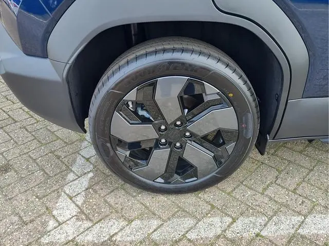 Suzuki e Vitara