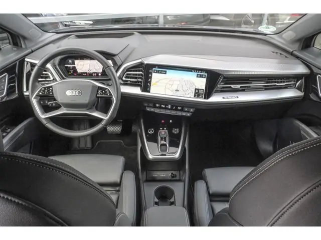 Audi Q4 e-tron 45 e-tron | SOH 100% | Trekhaak | Leder | Sportstoelen | Head-up display