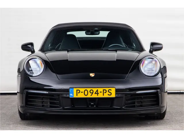 Porsche 911 Cabrio 3.0 Carrera Sportuitlaat, Bose, Leder,  Adapt. Cruise. 2020